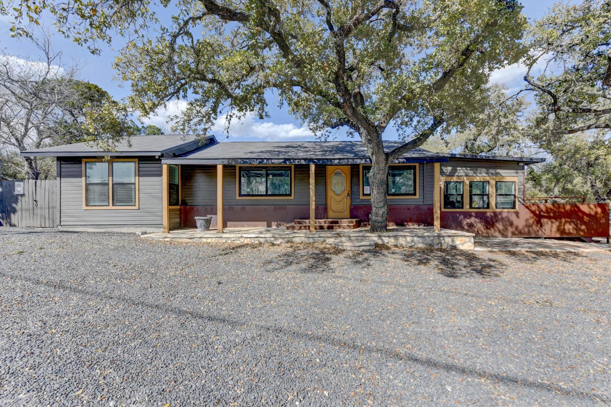Downtown Studio 1 At Beer Ranch Project Inn Wimberley Extérieur photo